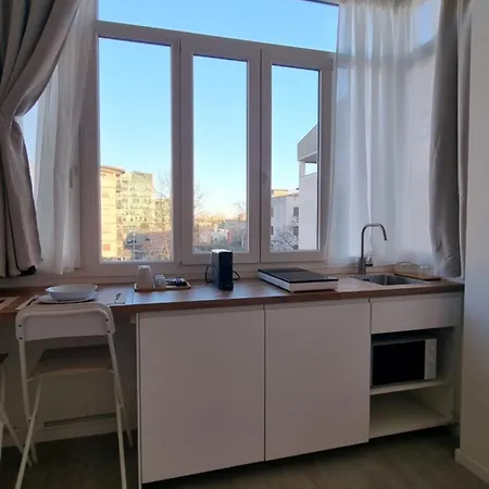 Apartment Luminoso Monolocale Mm3 Dergano Sky Legnone *