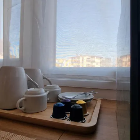 Luminoso Monolocale Mm3 Dergano Sky Legnone Apartment Milan